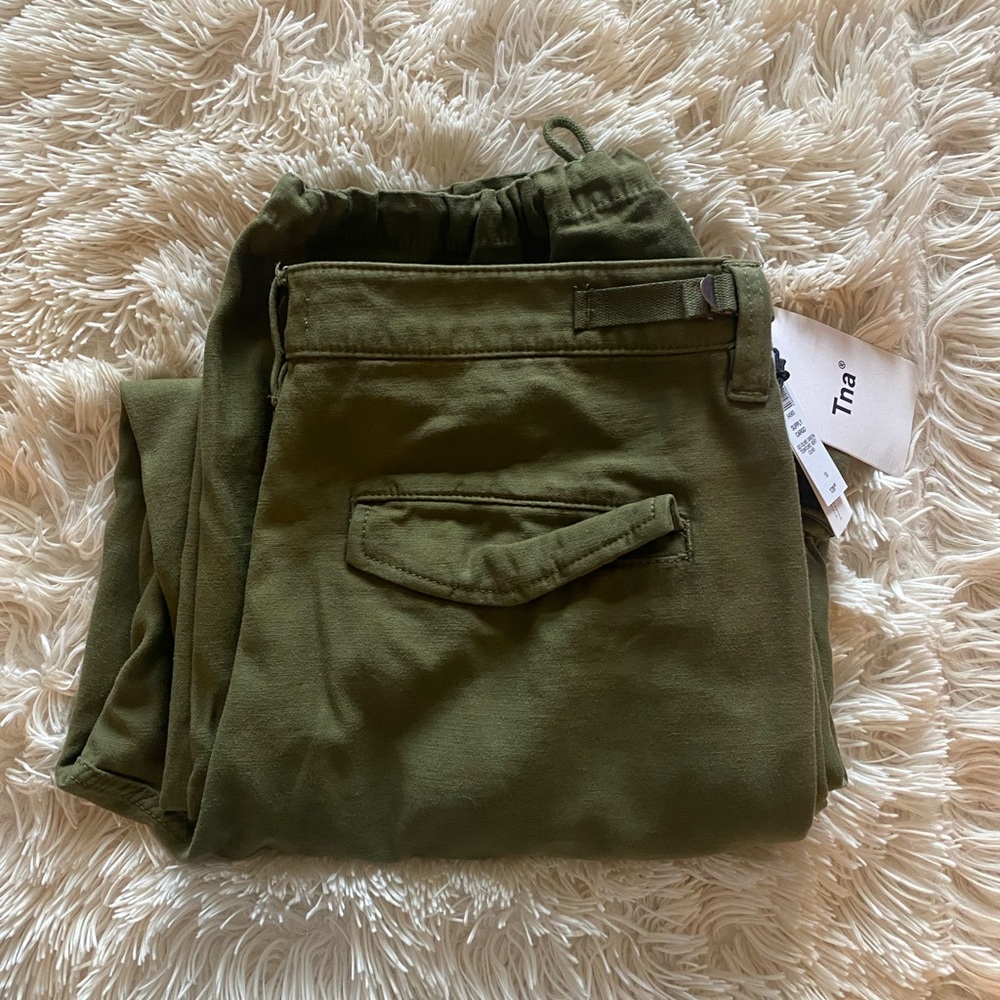 Aritzia- TNA Supply Cargo Pant
